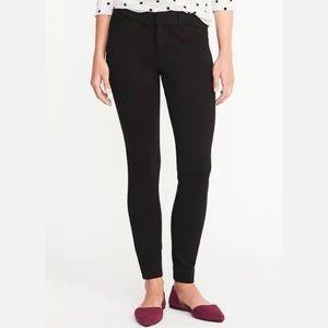 Old Navy Mid-Rise Built-in Sculpt Pixie Ankle Pant